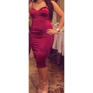 Satin Burgundy midi dress